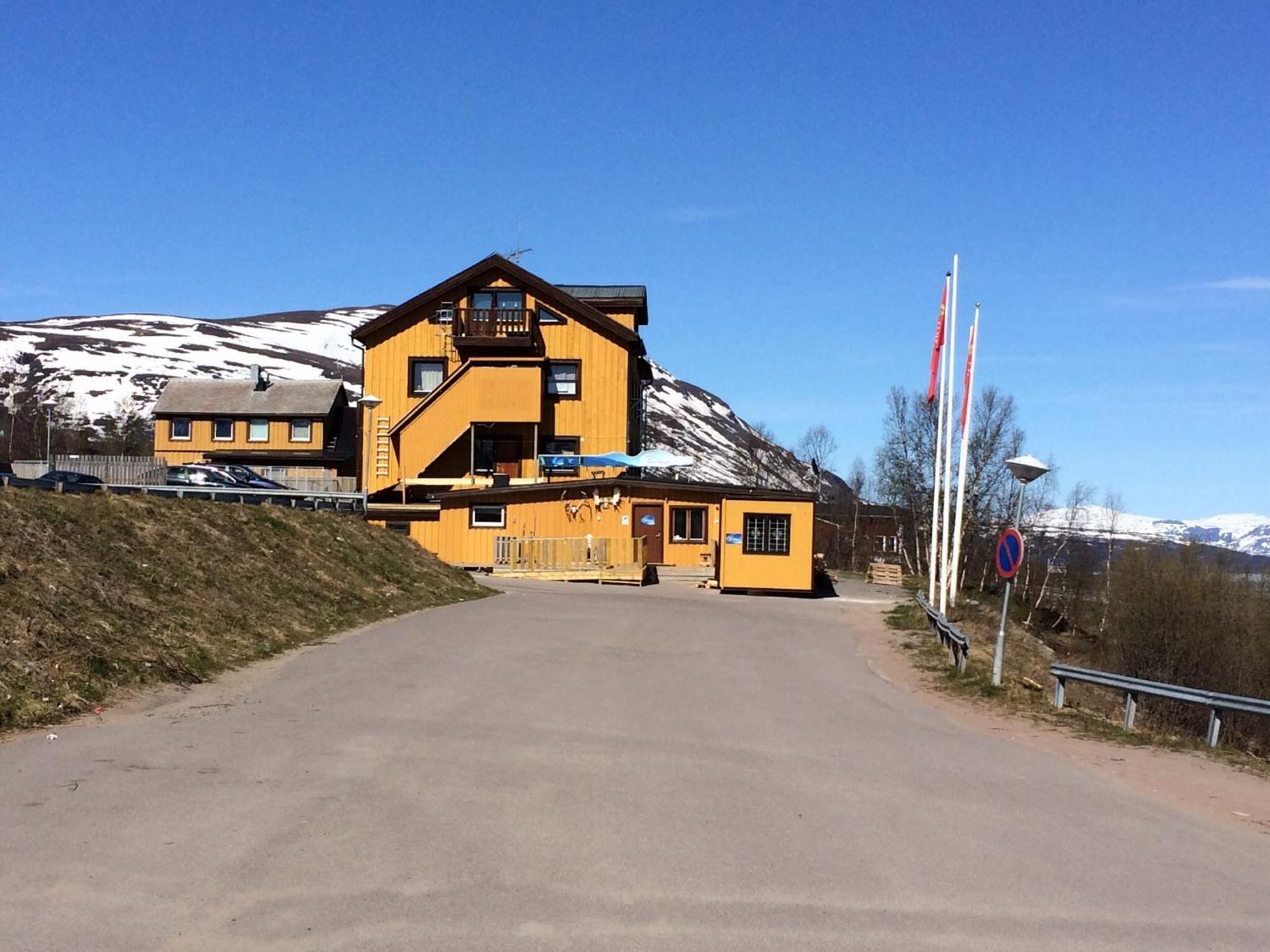 Abisko Guesthouse & Activities Exterior foto